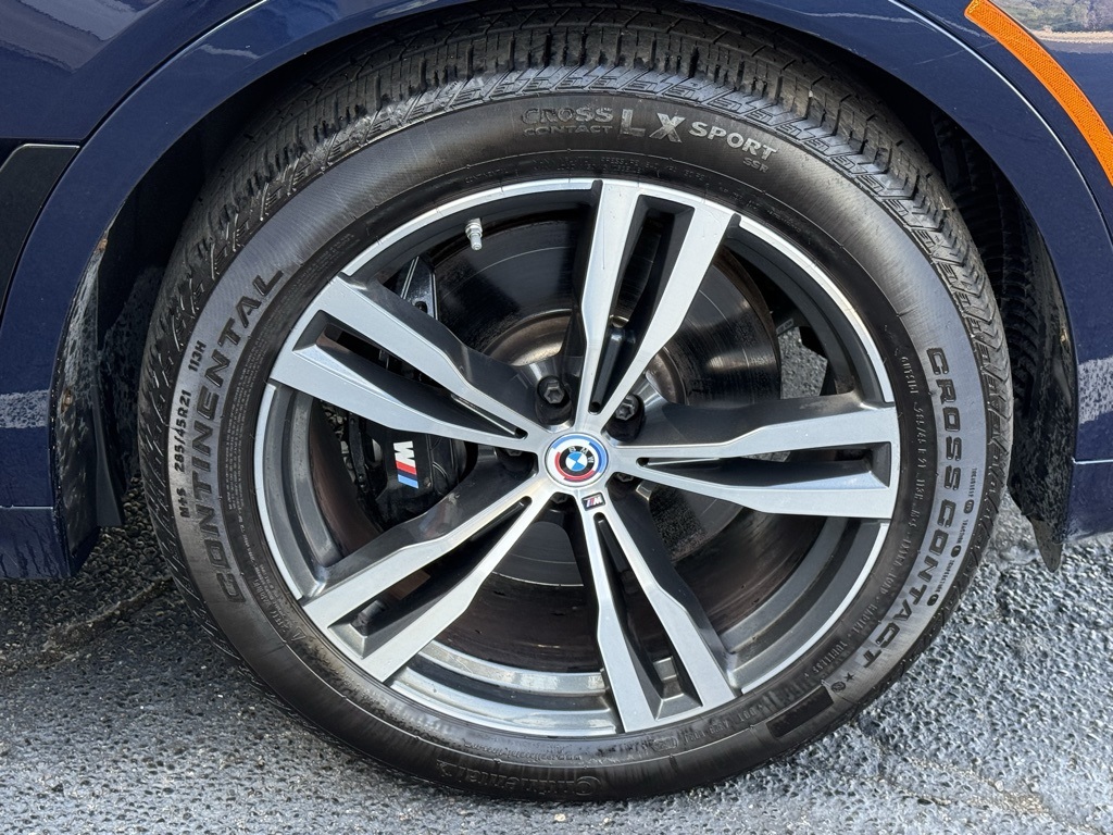 Vehicle image 11 of 106