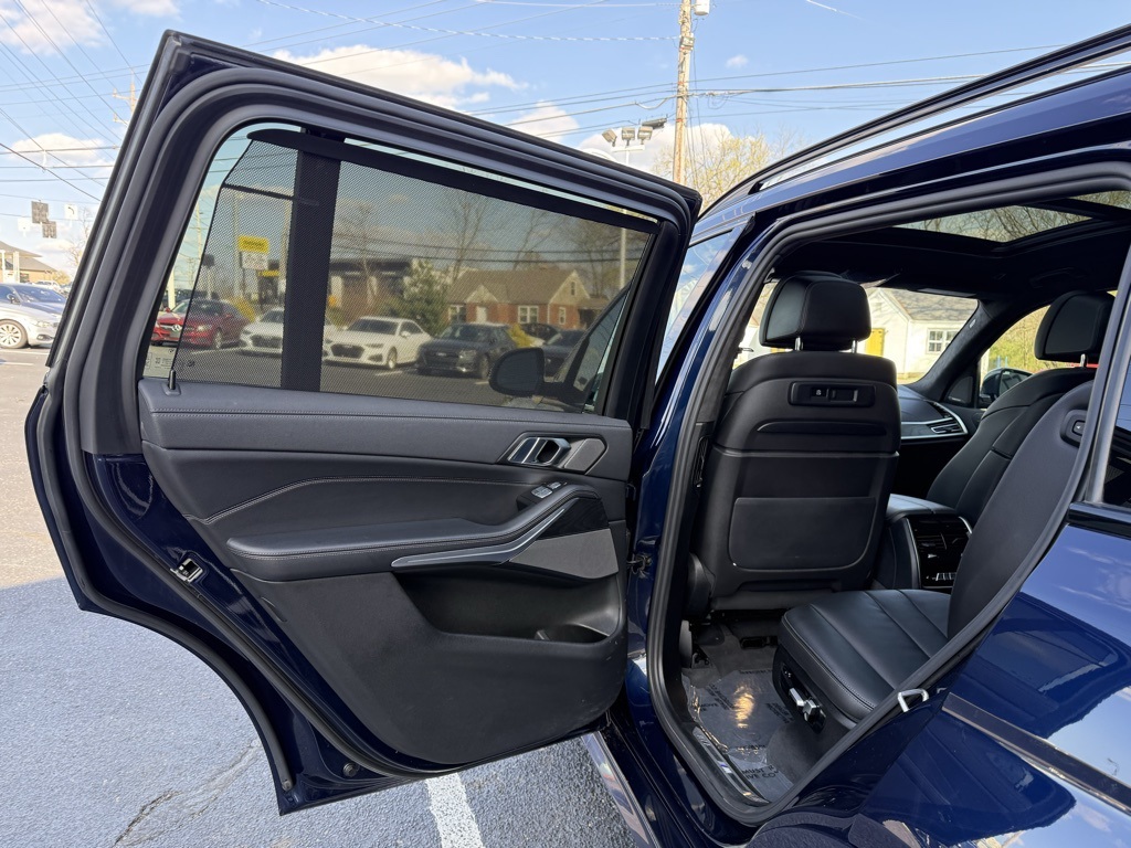 Vehicle image 43 of 106