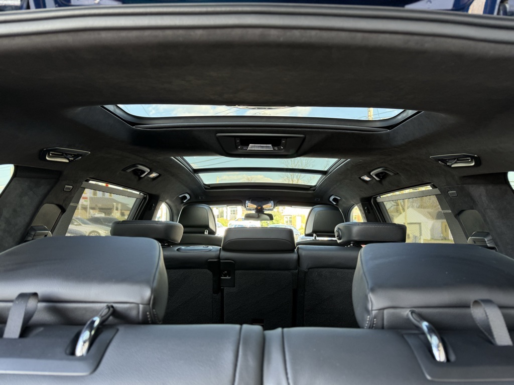 Vehicle image 105 of 106