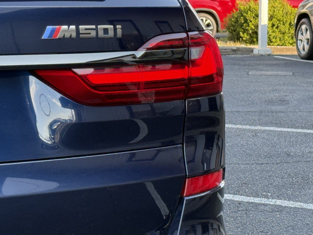 Vehicle image 90 of 106