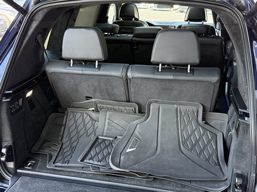 Vehicle image 13 of 106