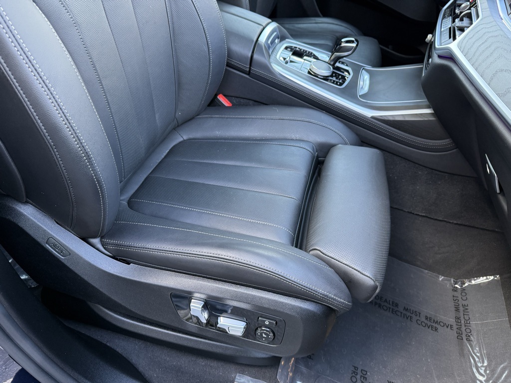 Vehicle image 28 of 106
