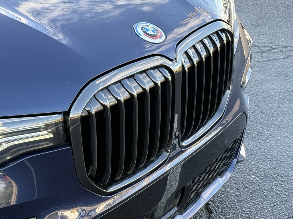 Vehicle image 82 of 106