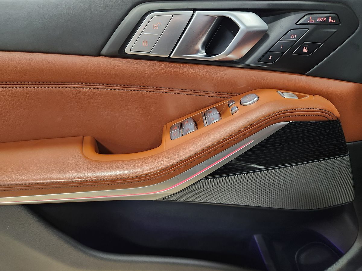 Vehicle image 42 of 54