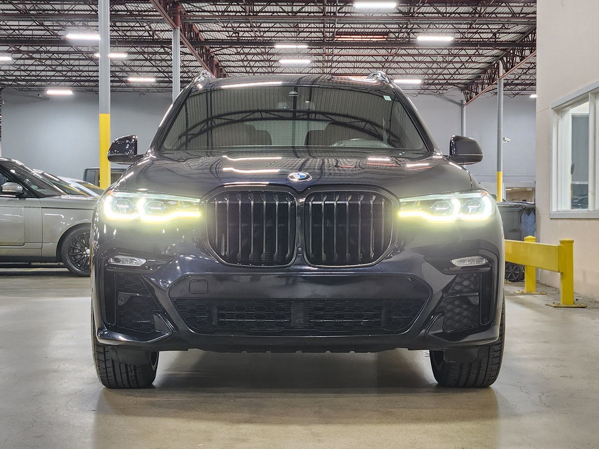 Vehicle image 3 of 54