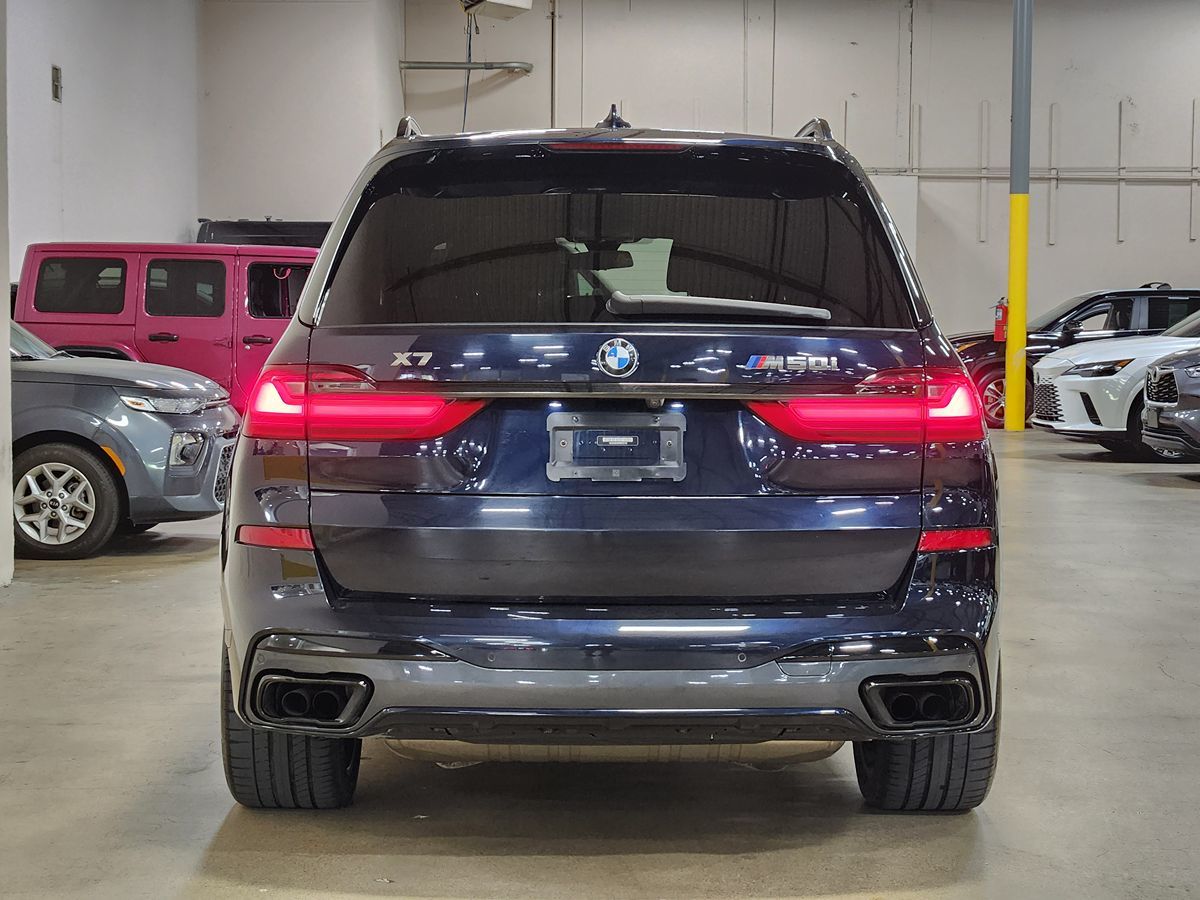 Vehicle image 11 of 54