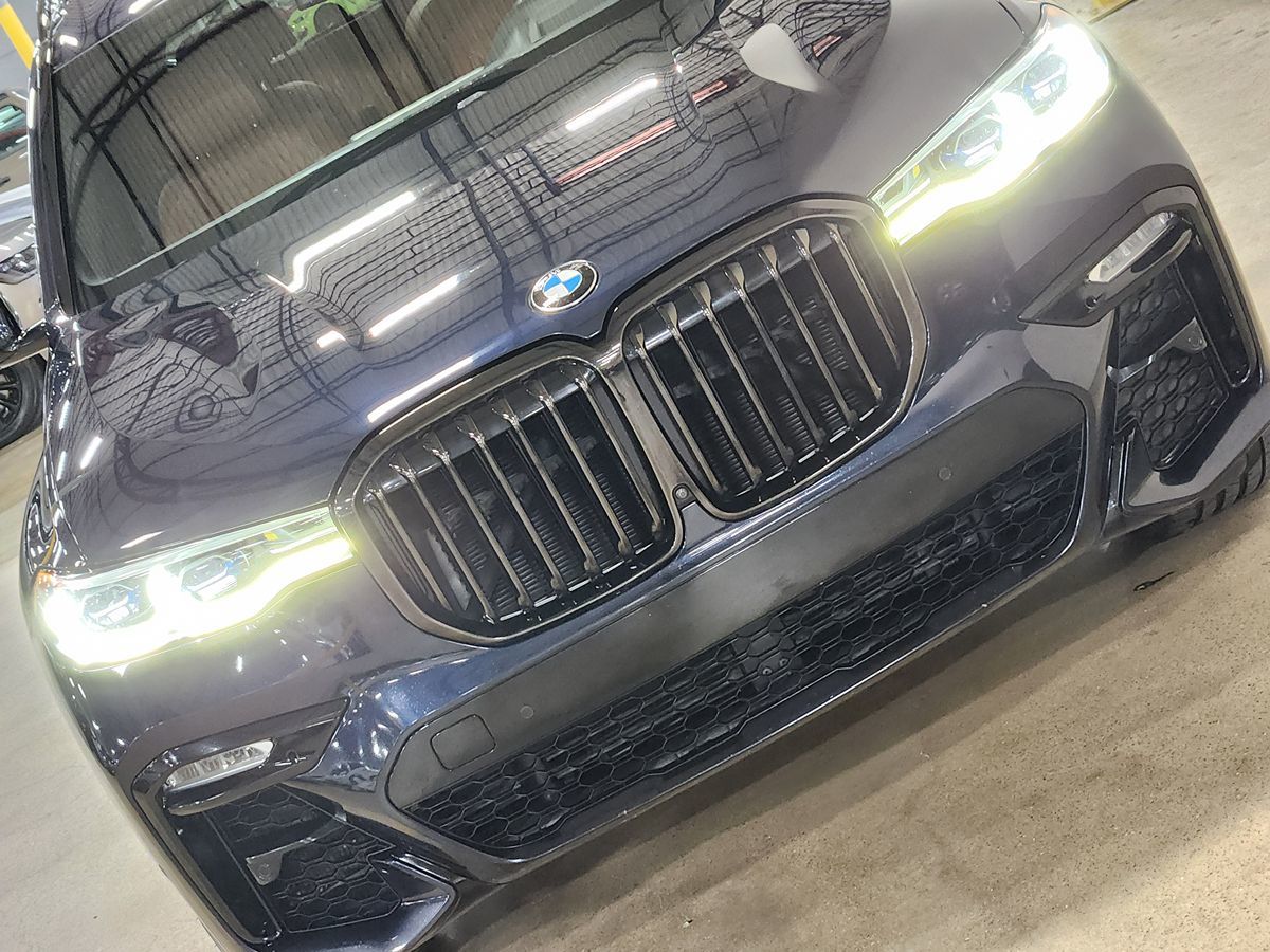 Vehicle image 20 of 54