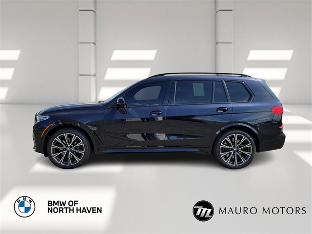 Vehicle image 8 of 31