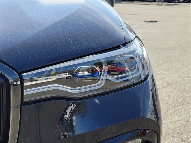 Vehicle image 29 of 31