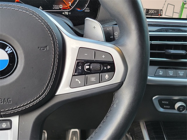 Vehicle image 12 of 31