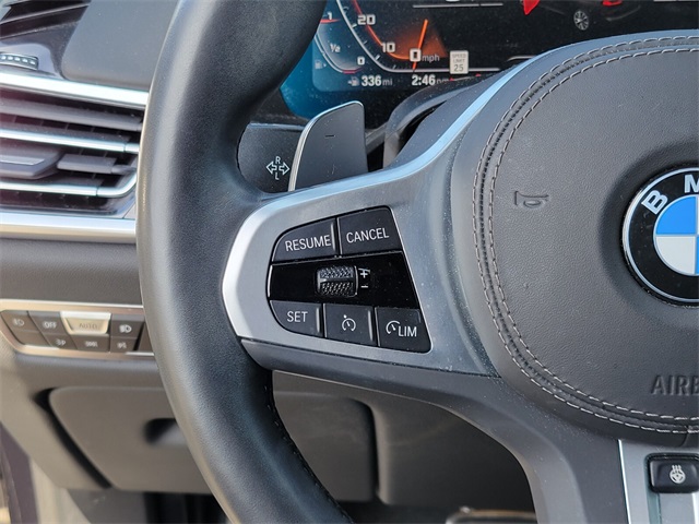 Vehicle image 13 of 31