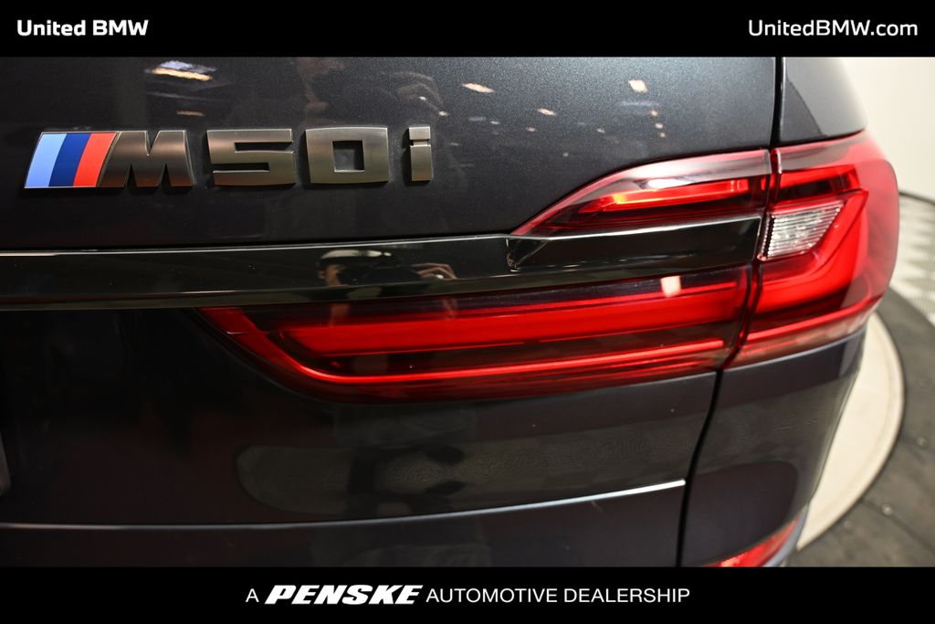Vehicle image 19 of 26