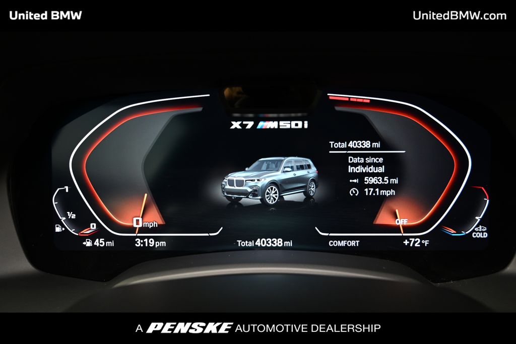 Vehicle image 17 of 26