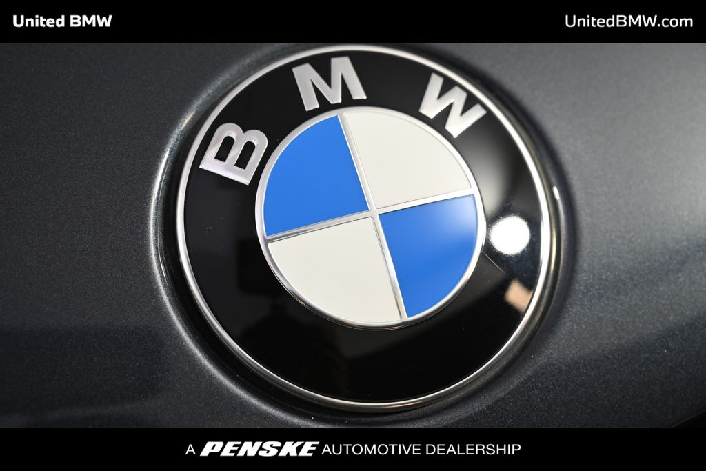 Vehicle image 20 of 26