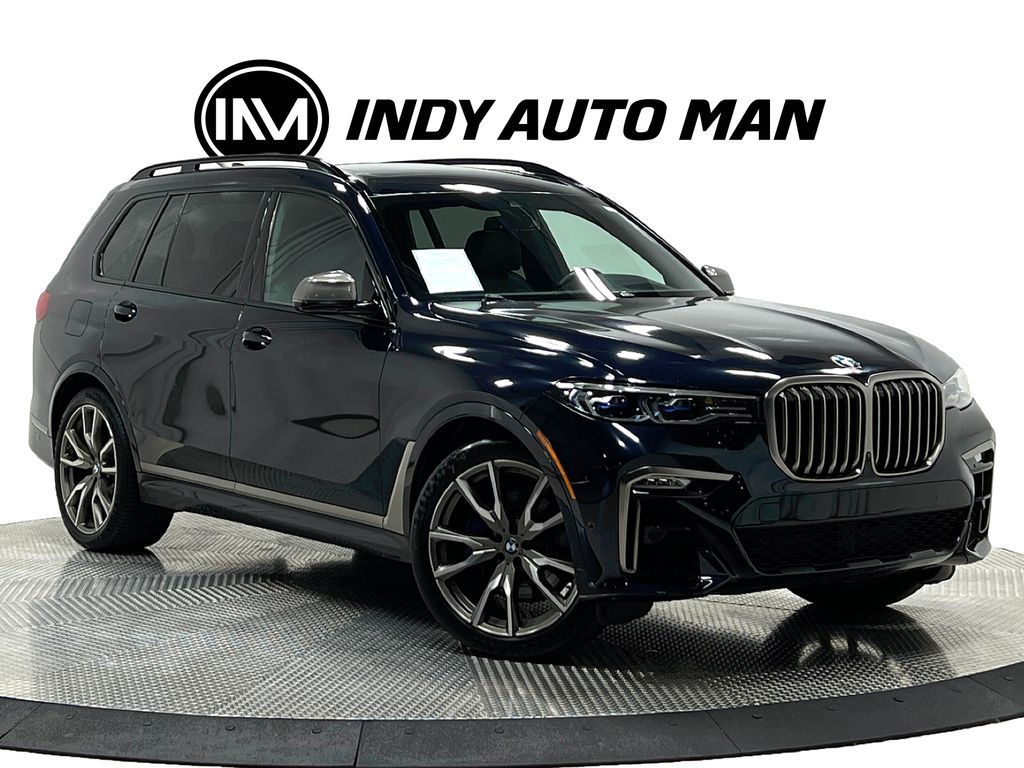 2022 BMW X7 M50i Image 2 of 46