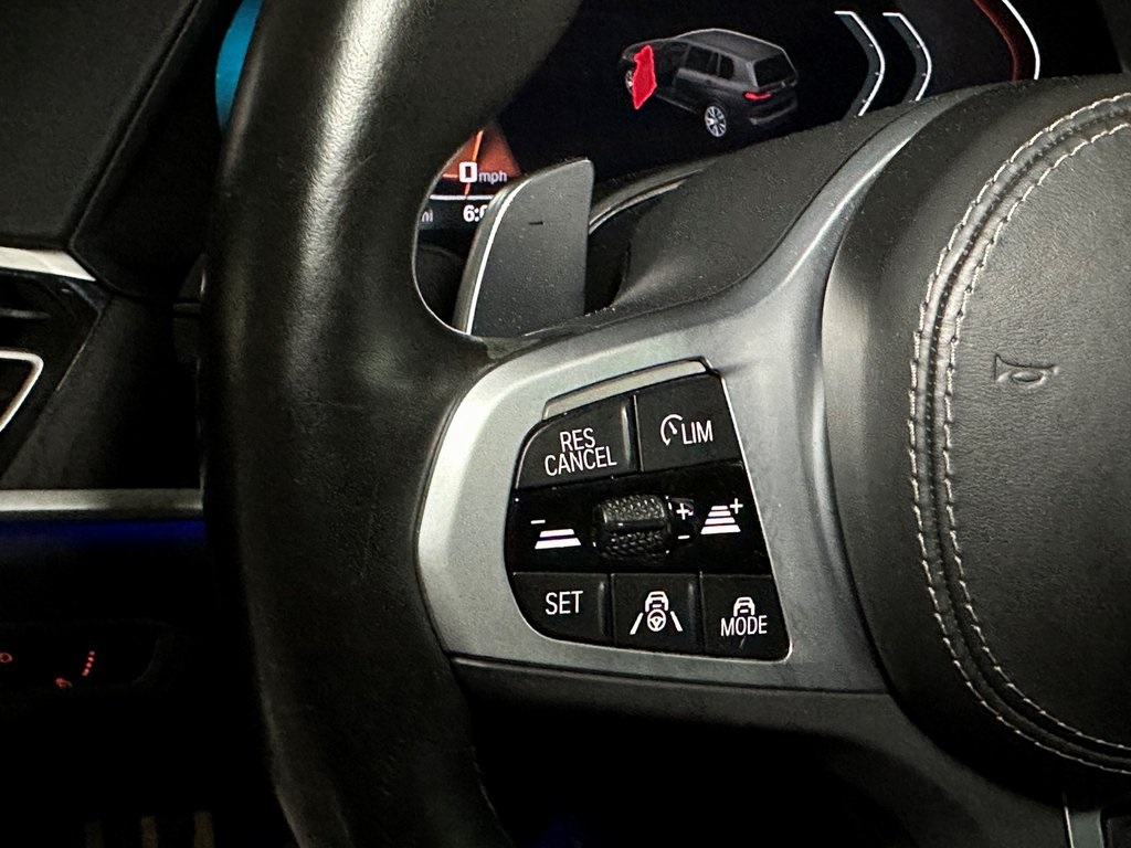 Vehicle image 22 of 36