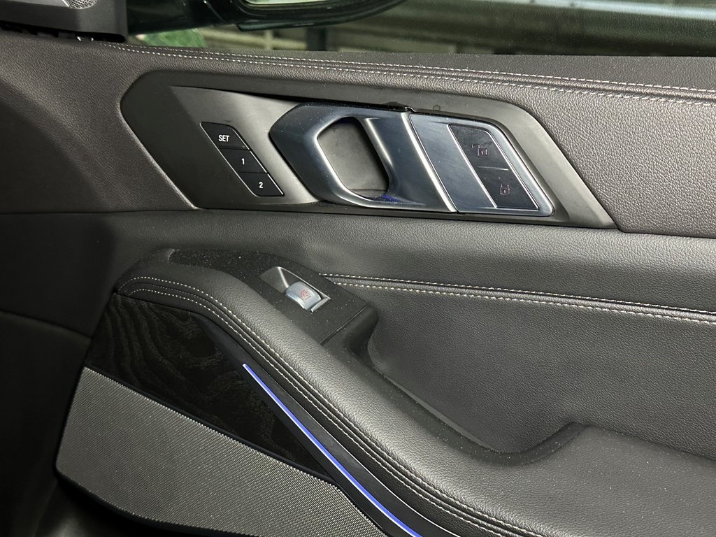 Vehicle image 12 of 36