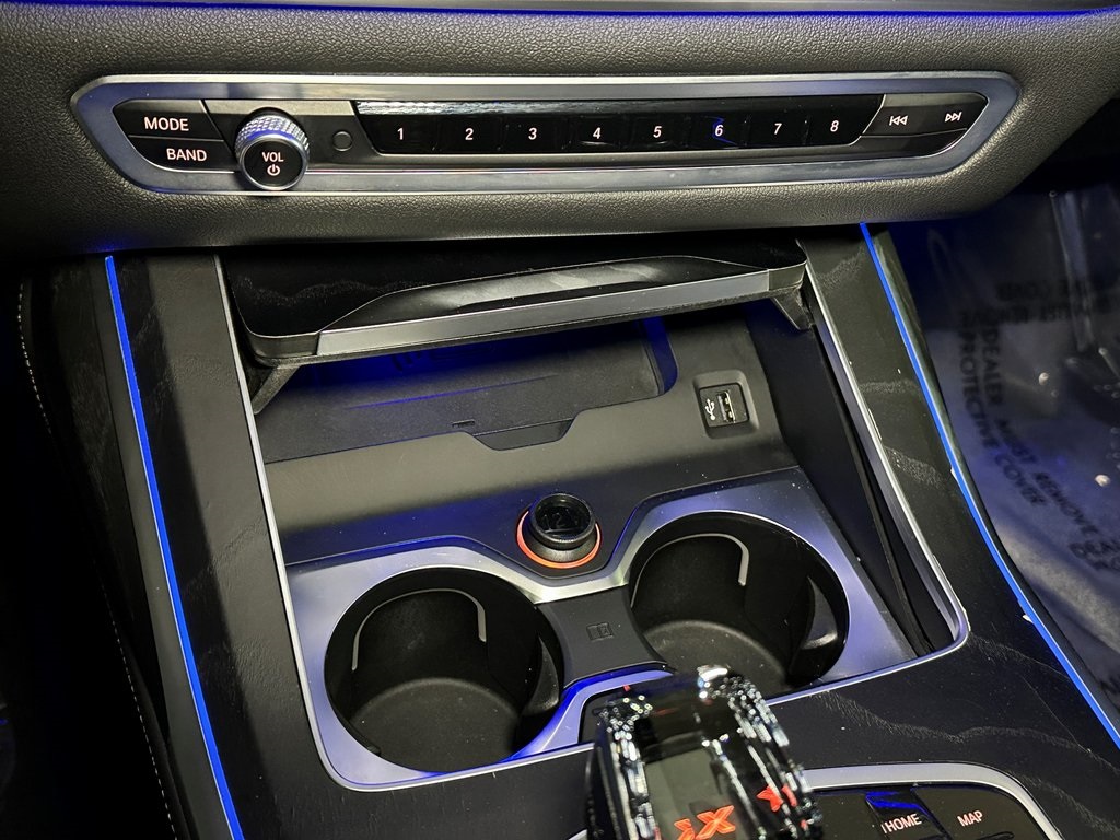 Vehicle image 29 of 36