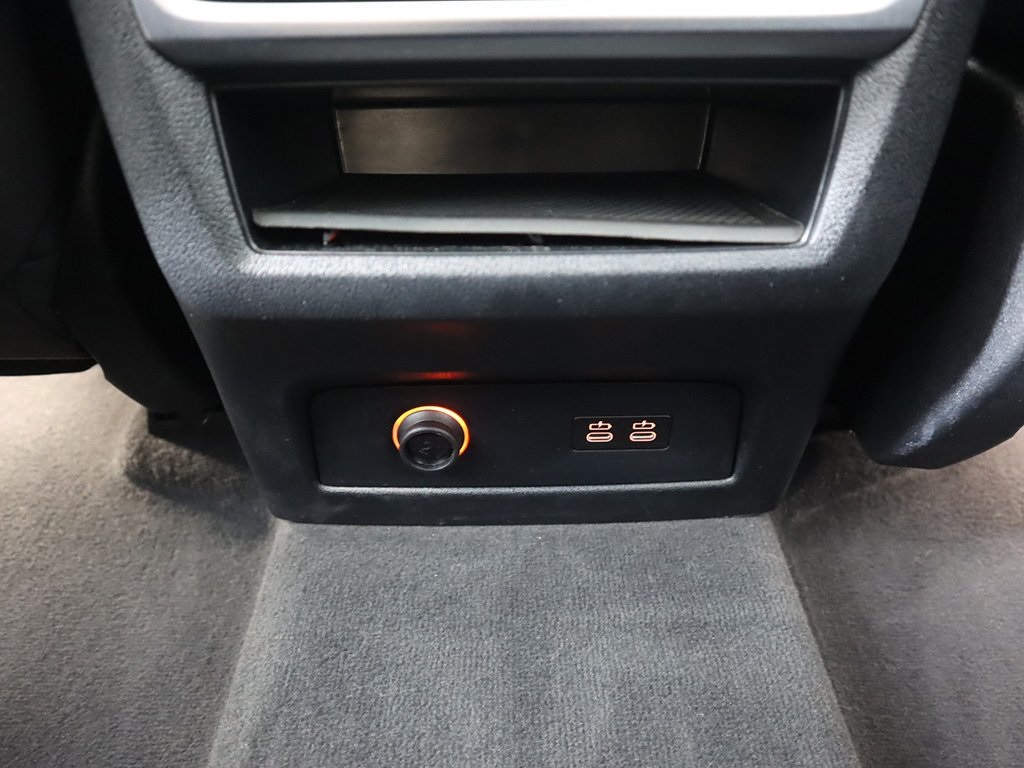 Vehicle image 68 of 80