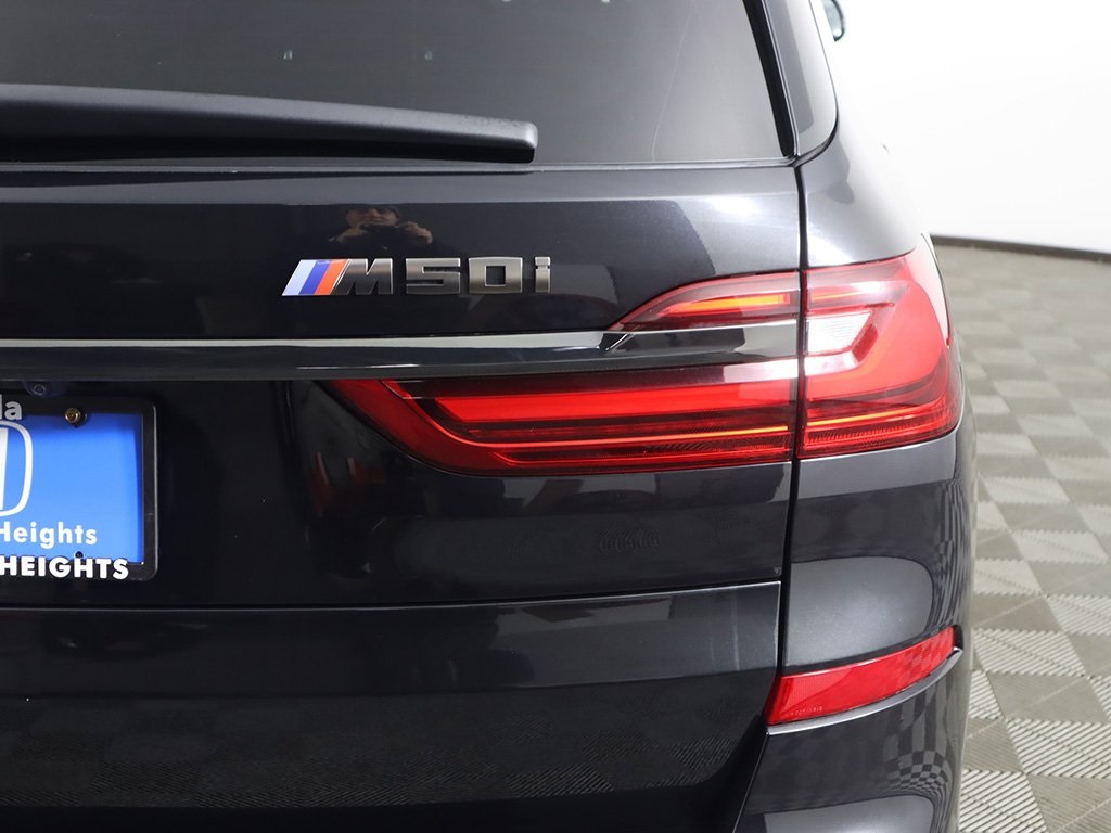 Vehicle image 23 of 80