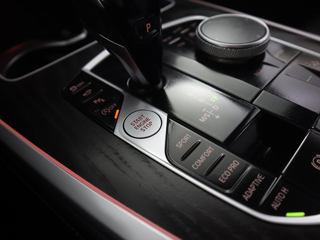 Vehicle image 51 of 80