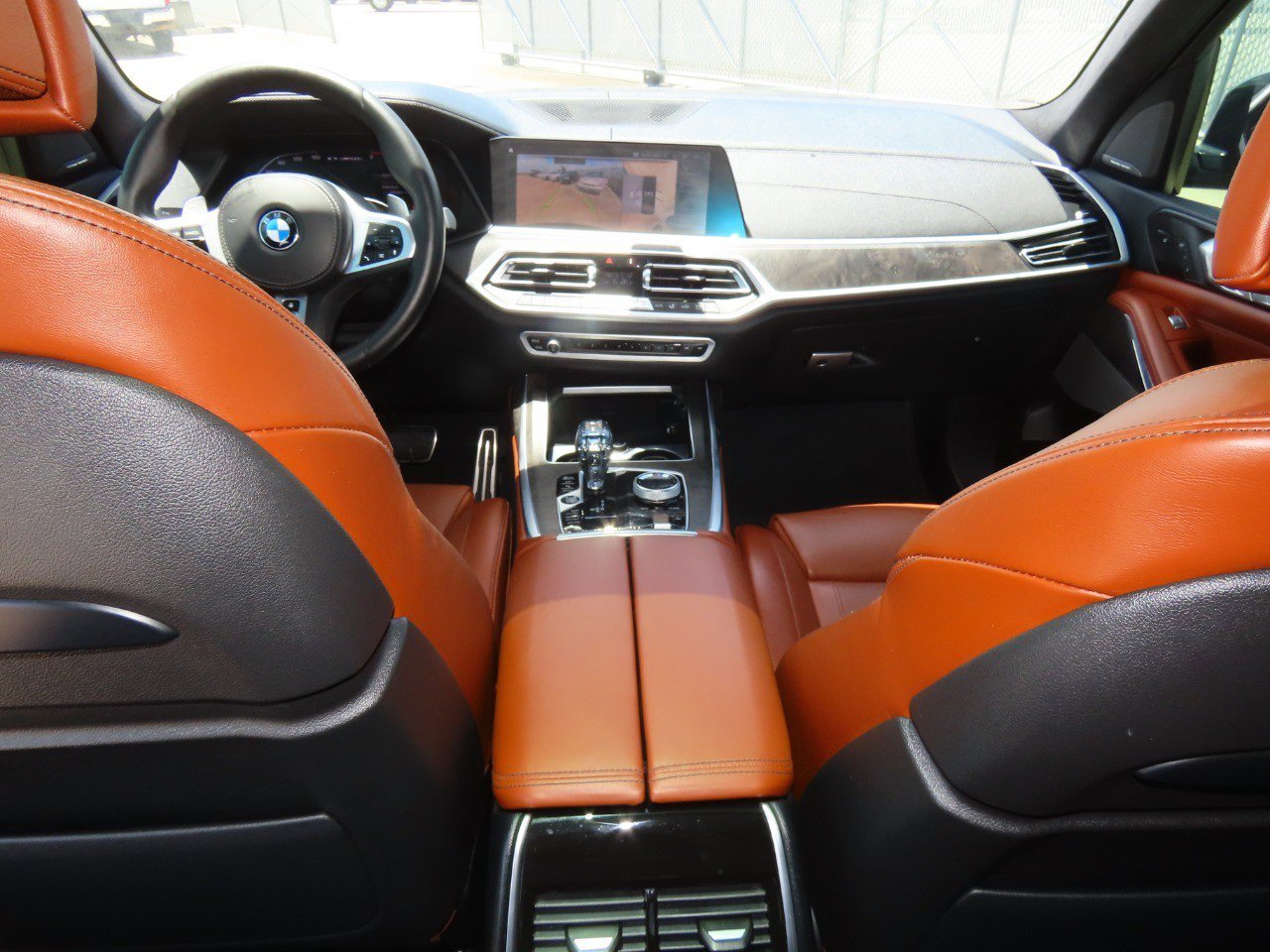 Vehicle image 18 of 38