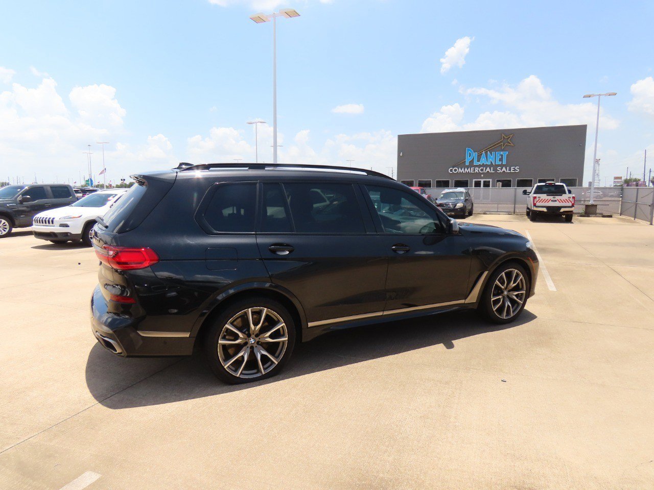 Vehicle image 4 of 38