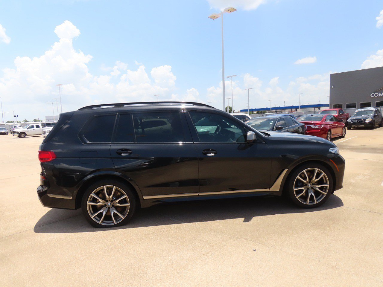 Vehicle image 5 of 38