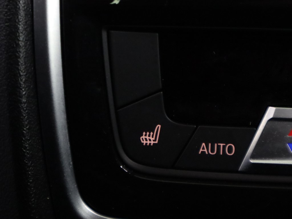 Vehicle image 45 of 74