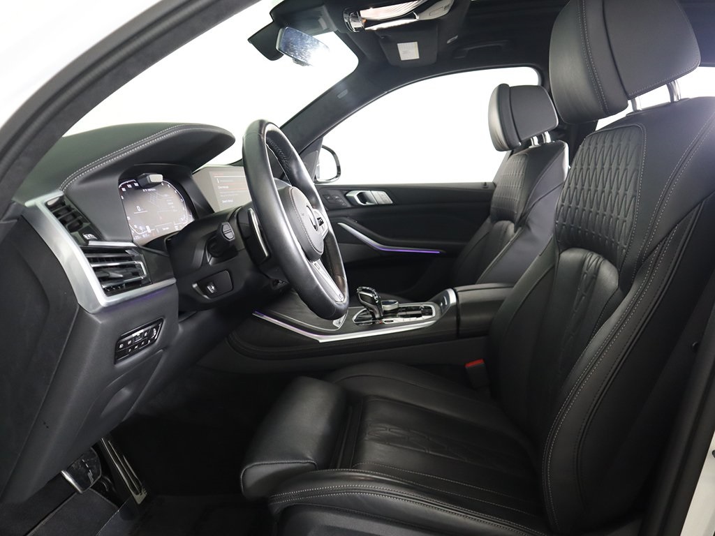 Vehicle image 62 of 74