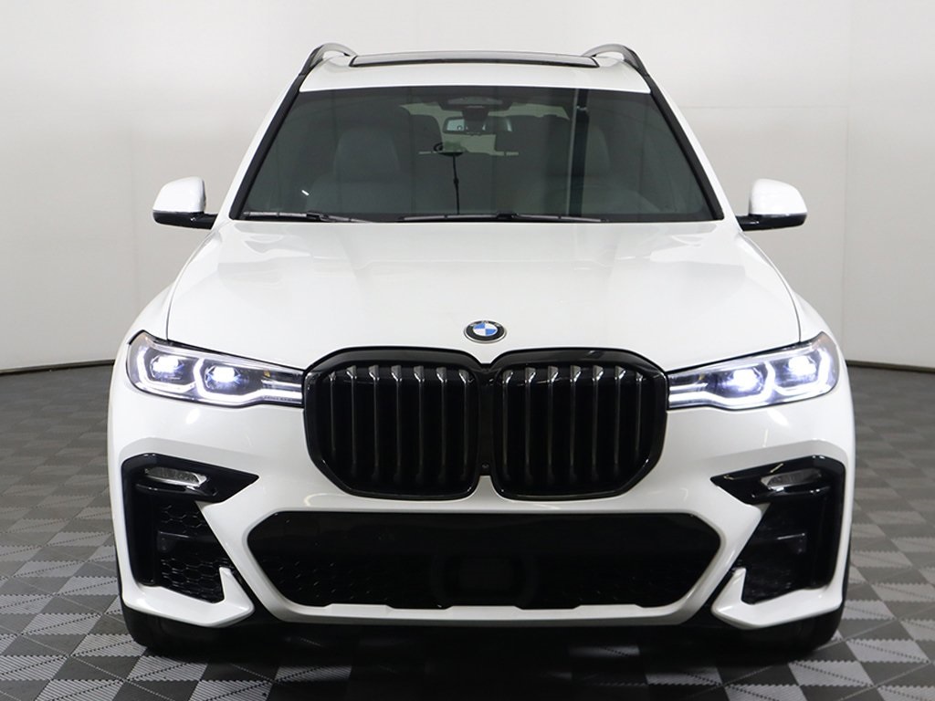 Vehicle image 2 of 74