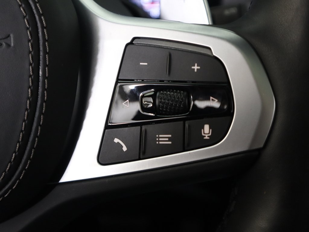 Vehicle image 54 of 74