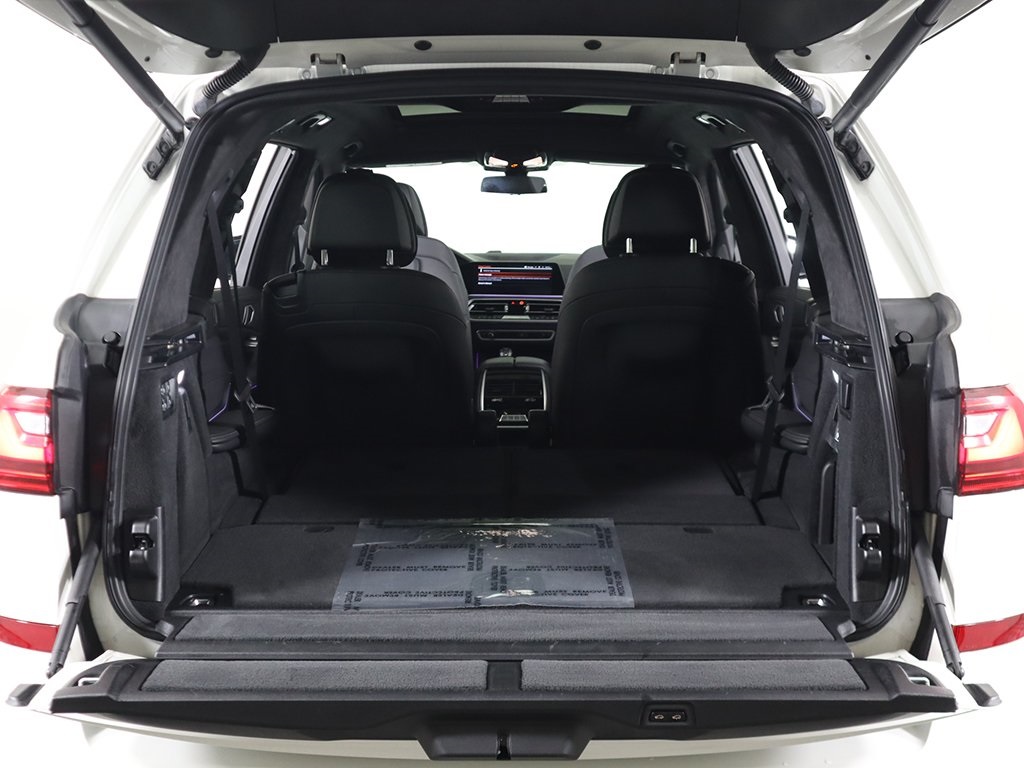Vehicle image 15 of 74