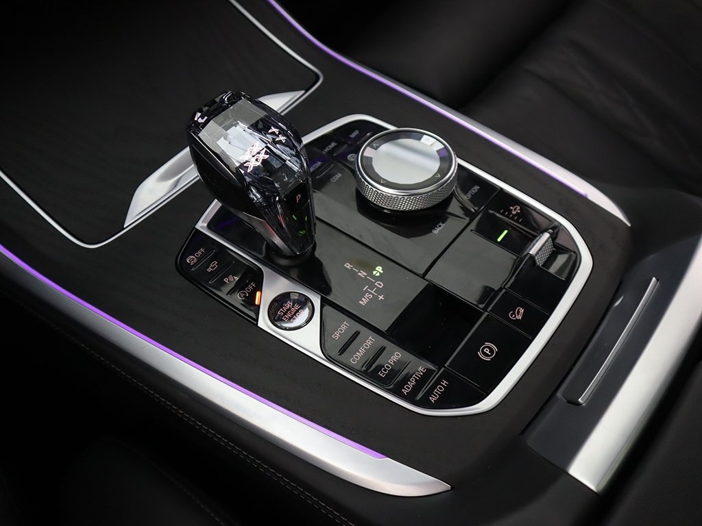 Vehicle image 63 of 74
