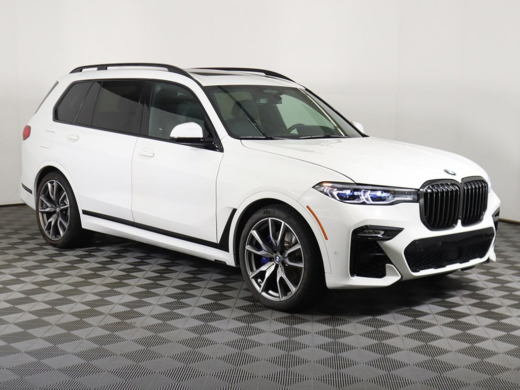 Vehicle image 4 of 74