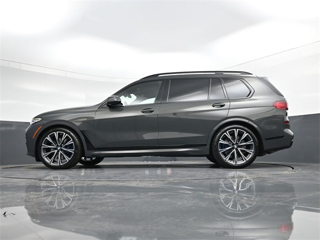Vehicle image 29 of 37