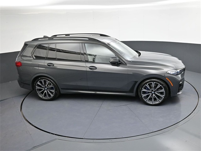 Vehicle image 16 of 37