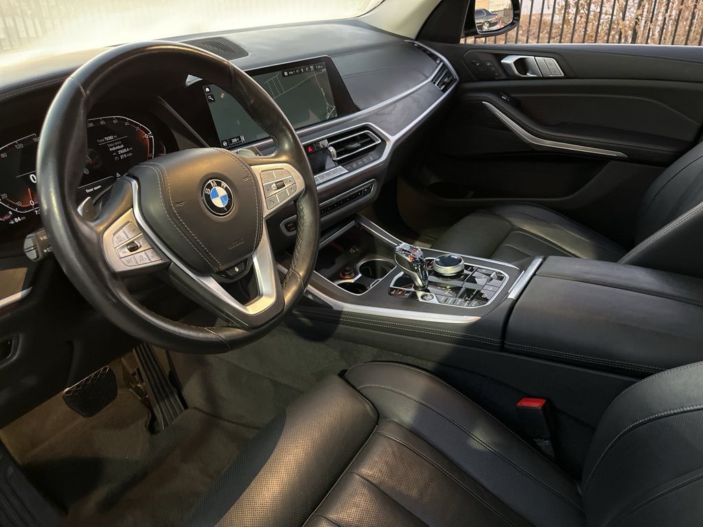 2022 BMW X7 xDrive40i Image 18 of 33