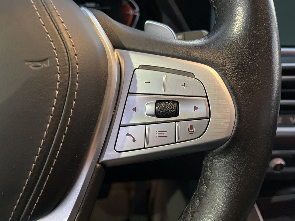 2022 BMW X7 xDrive40i Image 26 of 33