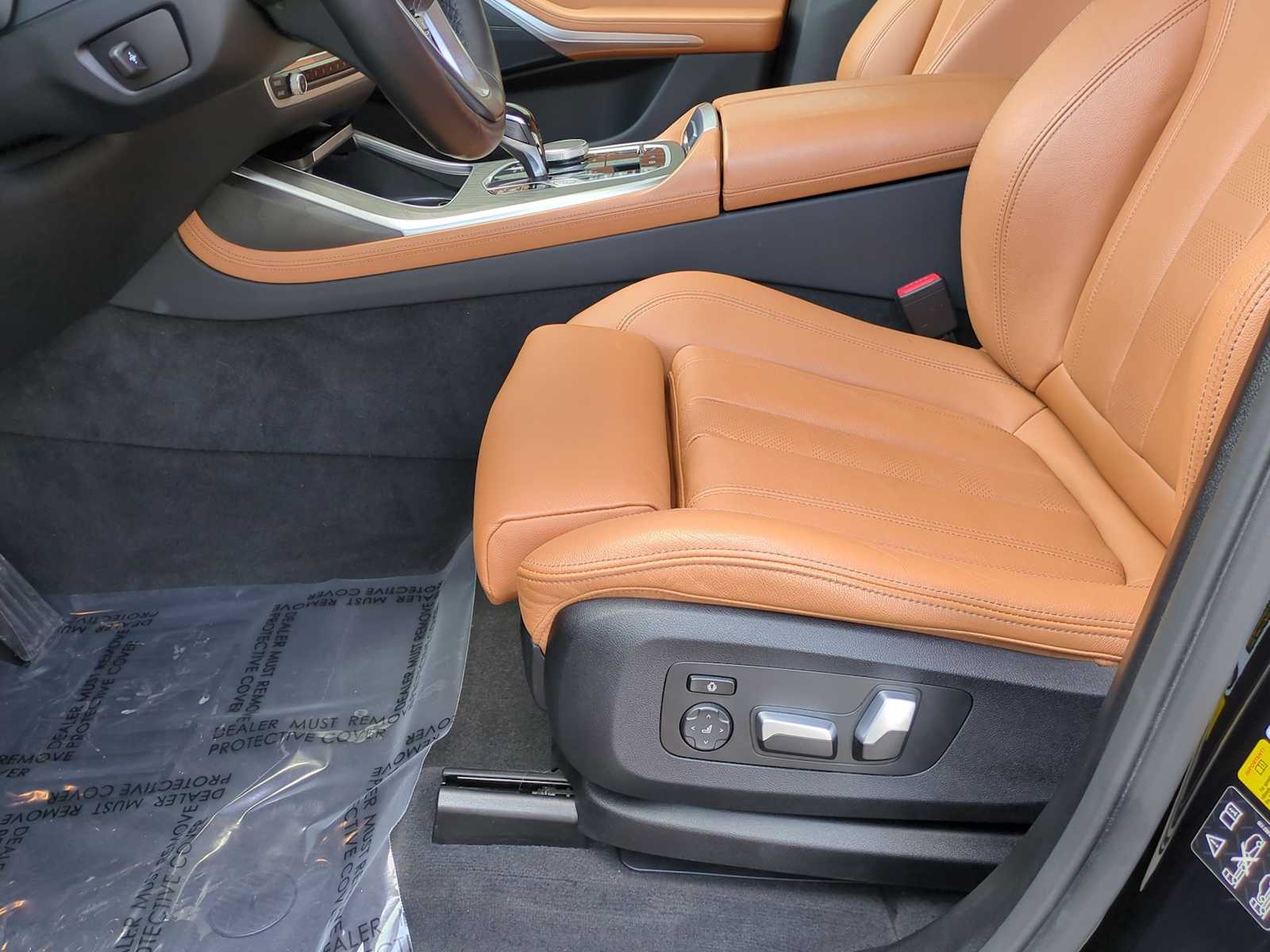 Vehicle image 9 of 30