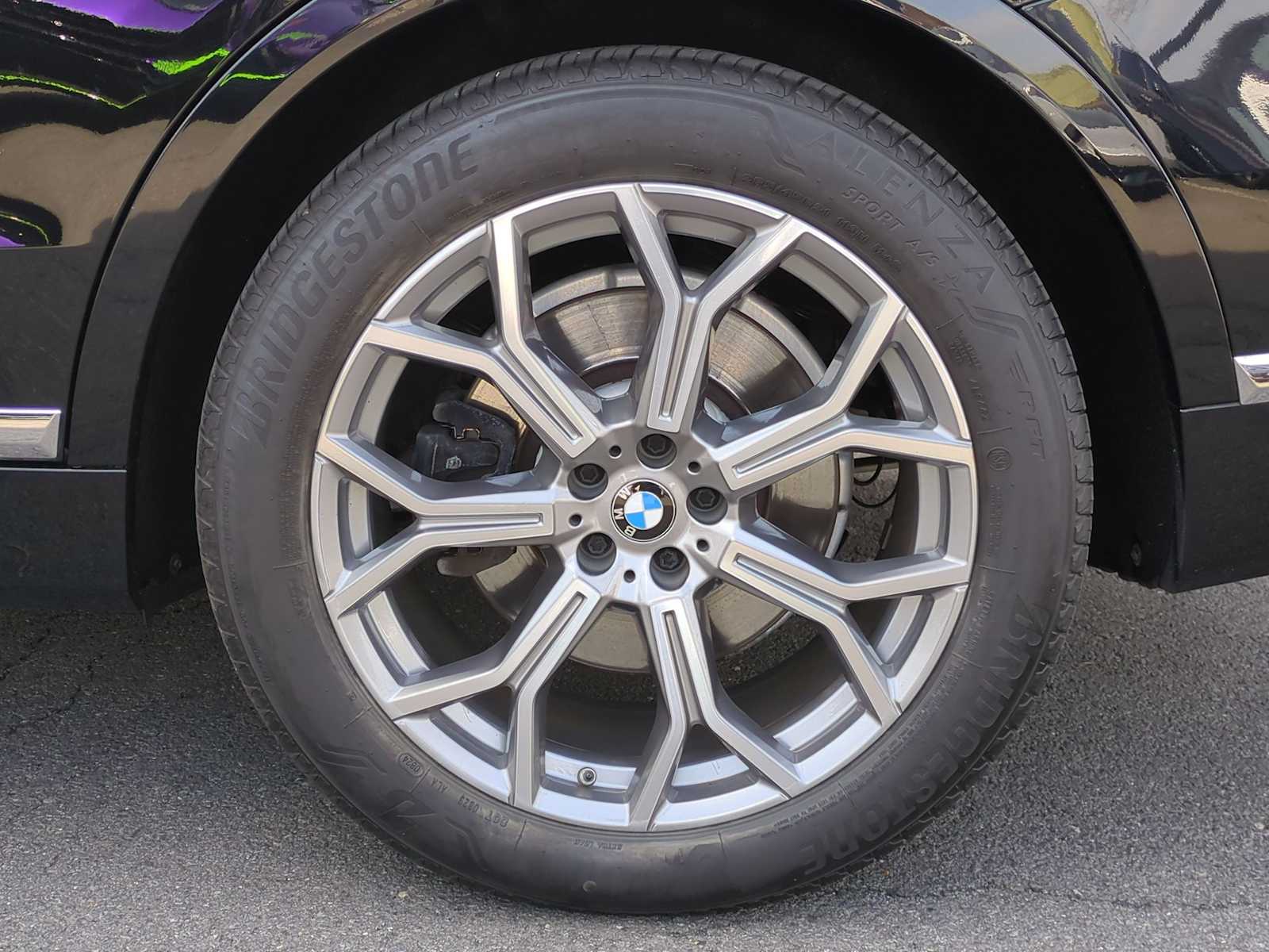 Vehicle image 6 of 30