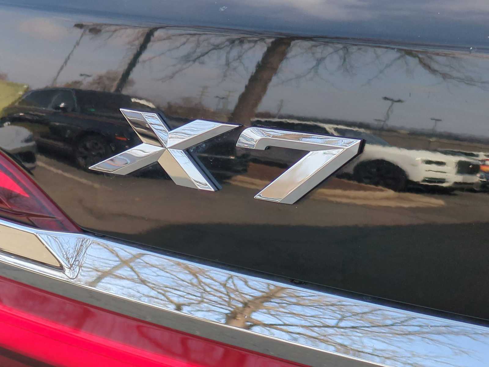 Vehicle image 5 of 30