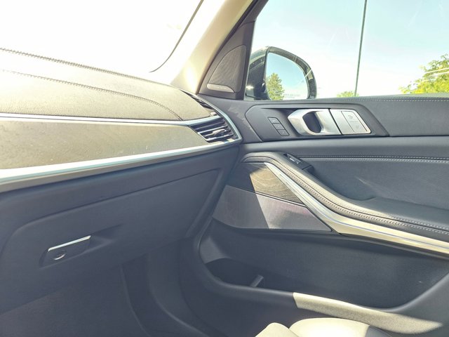 Vehicle image 31 of 31