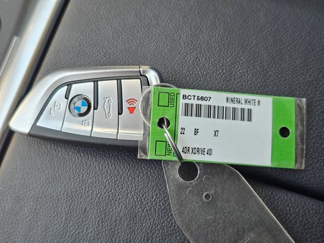 Vehicle image 23 of 31