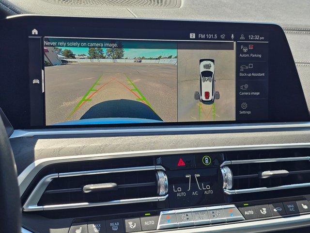 Vehicle image 19 of 31