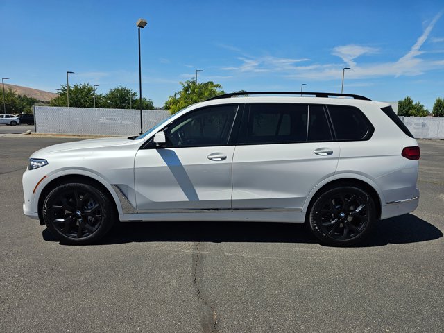 Vehicle image 5 of 31