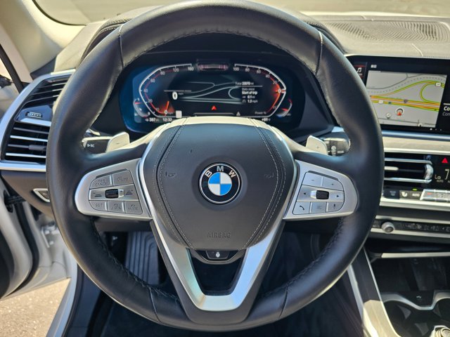 Vehicle image 28 of 31