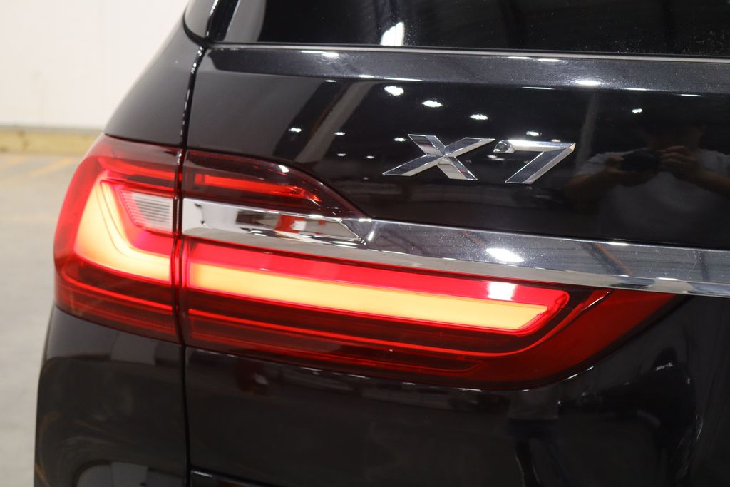 Vehicle image 44 of 50