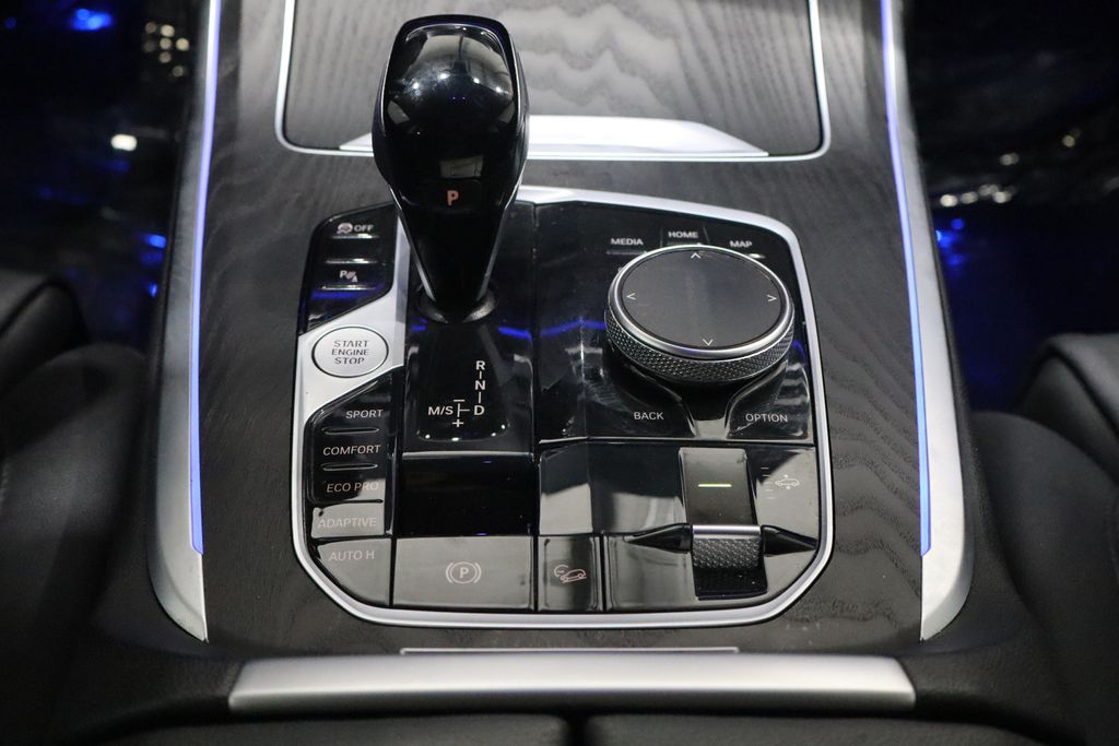 Vehicle image 42 of 50