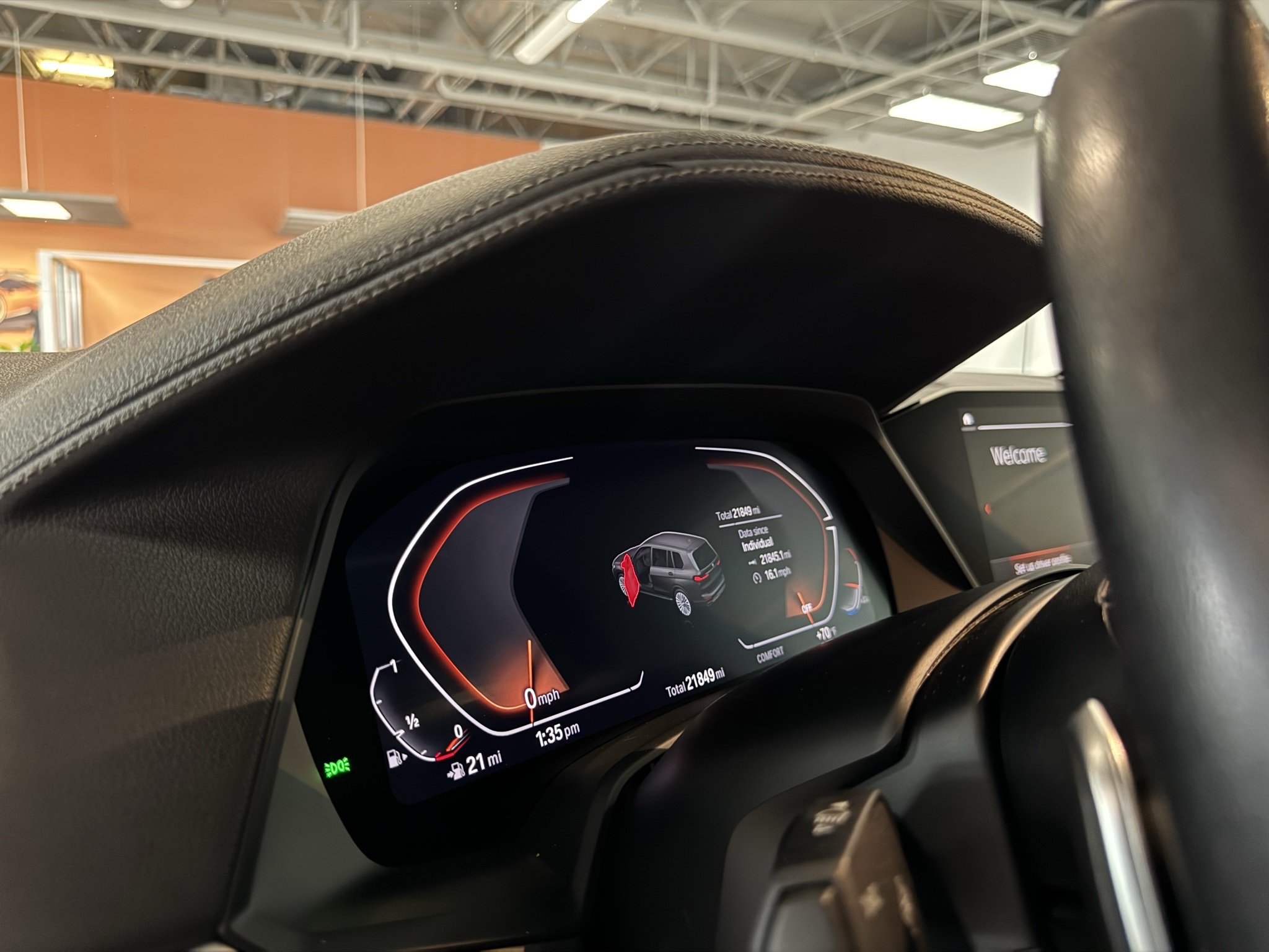 Vehicle image 65 of 75